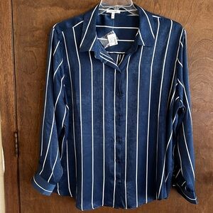 Maurice’s Winona Satin Striped Button Down Blouse Navy & White Size 2X NWT.